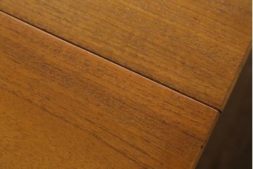 北欧ビンテージ　チーク材　シンプルですっきりとした佇まいが魅力的なエクステンションテーブル(ダイニングテーブル、4人掛け、6人掛け、食卓、作業台、ヴィンテージ)(R-078820)