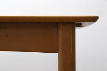 北欧ビンテージ　チーク材　シンプルですっきりとした佇まいが魅力的なエクステンションテーブル(ダイニングテーブル、4人掛け、6人掛け、食卓、作業台、ヴィンテージ)(R-078820)