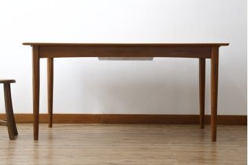 北欧ビンテージ　チーク材　シンプルですっきりとした佇まいが魅力的なエクステンションテーブル(ダイニングテーブル、4人掛け、6人掛け、食卓、作業台、ヴィンテージ)(R-078820)