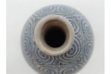 江戸〜明治期　古伊万里　染付　蛸唐草模様が見事な徳利(伊万里、花瓶、花入、花器、酒器、とっくり、和食器)(R-078822)