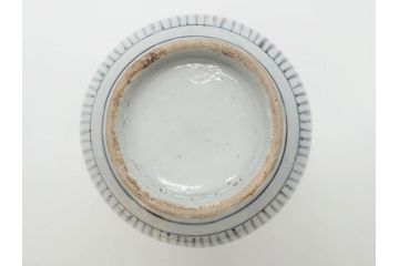 江戸〜明治期　古伊万里　染付　蛸唐草模様が見事な徳利(伊万里、花瓶、花入、花器、酒器、とっくり、和食器)(R-078822)