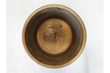 明治期　時代物　上手物　彫刻　鎌倉彫り　菊文　匠の技が光る彫刻が美しい火鉢(漆器、木製、丸火鉢、手あぶり)(R-078823)
