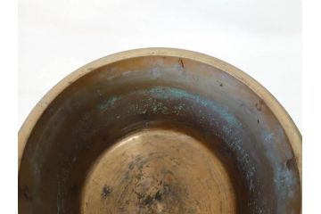 明治期　時代物　上手物　彫刻　鎌倉彫り　菊文　匠の技が光る彫刻が美しい火鉢(漆器、木製、丸火鉢、手あぶり)(R-078823)