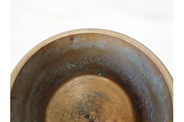 明治期　時代物　上手物　彫刻　鎌倉彫り　菊文　匠の技が光る彫刻が美しい火鉢(漆器、木製、丸火鉢、手あぶり)(R-078823)