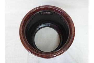 明治期　時代物　上手物　彫刻　鎌倉彫り　菊文　深みのある漆が上品な火鉢(漆器、木製、丸火鉢、手あぶり)(R-078824)