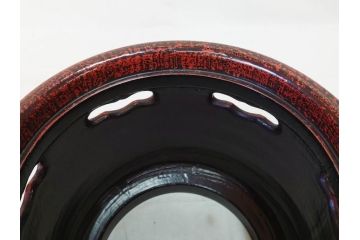 明治期　時代物　上手物　彫刻　鎌倉彫り　菊文　深みのある漆が上品な火鉢(漆器、木製、丸火鉢、手あぶり)(R-078824)