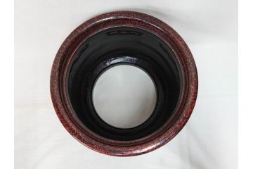 明治期　時代物　上手物　彫刻　鎌倉彫り　菊文　細やかな彫りと透かしのデザインが目を引く火鉢(漆器、木製、丸火鉢、手あぶり)(R-078825)