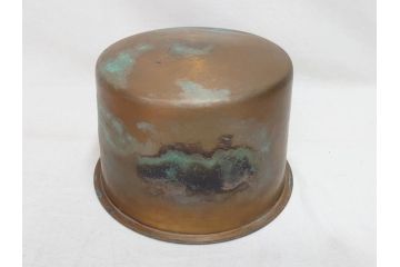 明治期　時代物　上手物　彫刻　鎌倉彫り　菊文　細やかな彫りと透かしのデザインが目を引く火鉢(漆器、木製、丸火鉢、手あぶり)(R-078825)
