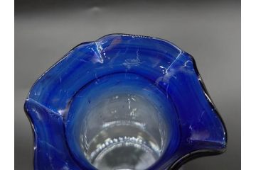 戦前　大正〜昭和初期　昭和レトロ　青フリル　深い瑠璃色が印象的な花瓶2個セット(一輪挿し、花入、花器、硝子)(R-078829)