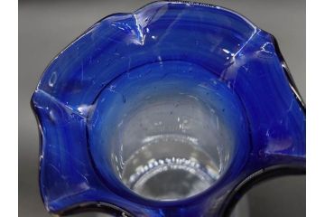 戦前　大正〜昭和初期　昭和レトロ　青フリル　深い瑠璃色が印象的な花瓶2個セット(一輪挿し、花入、花器、硝子)(R-078829)