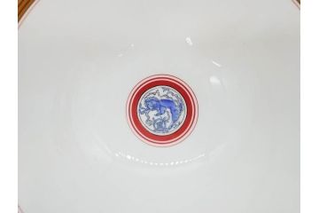 大正〜昭和初期　名古屋製陶所　オールド名陶(メイトー)　約21cm　6.8寸　鮮やかな朱色が目を引く菓子鉢(皿、深鉢、どんぶり、大鉢、和皿、中皿、菓子器、魚、鳳凰、鳥、鶏、獅子唐草、和食器、六寸八分、裏印)(R-078831)