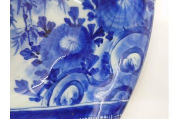 江戸期　古伊万里　染付　山水図　約26cm　8.6寸　器全体に描かれた細やかな色絵が見事な深鉢(大鉢、大皿、深皿、菊、藍草花文、和皿、和食器、八寸六分)(R-078832)