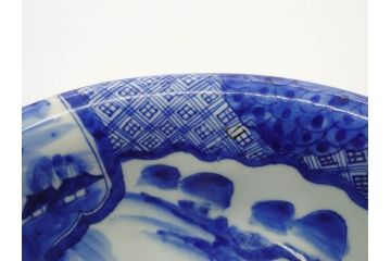 江戸期　古伊万里　染付　山水図　約26cm　8.6寸　器全体に描かれた細やかな色絵が見事な深鉢(大鉢、大皿、深皿、菊、藍草花文、和皿、和食器、八寸六分)(R-078832)