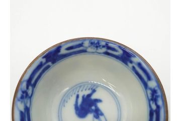 大明成化年製　堆金積玉　染付　兎図　うさぎの跳躍感を感じる可愛らしい湯呑み5客セット(梅、中国?、ウサギ、ぐい呑み、湯呑み、煎茶、湯のみ、和食器)(R-078835)