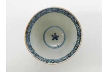 江戸期　古伊万里　金彩　松竹梅　染付　縁周りに施された石垣文が印象的なお猪口5客セット(蕎麦猪口、酒器、おちょこ、御猪口、湯呑み、湯のみ、お猪口、和食器)(R-078837)