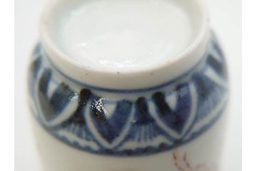 江戸期　古伊万里　金彩　松竹梅　染付　縁周りに施された石垣文が印象的なお猪口5客セット(蕎麦猪口、酒器、おちょこ、御猪口、湯呑み、湯のみ、お猪口、和食器)(R-078837)