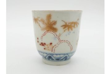 江戸期　古伊万里　金彩　松竹梅　染付　縁周りに施された石垣文が印象的なお猪口5客セット(蕎麦猪口、酒器、おちょこ、御猪口、湯呑み、湯のみ、お猪口、和食器)(R-078837)