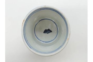 明治期　染付　矢羽根文　幾何学模様　岩波文　素朴なデザインが魅力のお猪口5客セット(蕎麦猪口、酒器、おちょこ、御猪口、湯呑み、湯のみ、和食器)(R-078838)