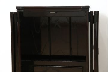 新品　未使用　仙台箪笥　落ち着きのある色味が魅力的な仏壇と仏具のセット(仙台仏壇)(定価約30万円)(R-078841)