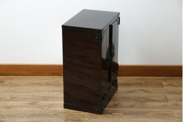 新品　未使用　仙台箪笥　落ち着きのある色味が魅力的な仏壇と仏具のセット(仙台仏壇)(定価約30万円)(R-078841)