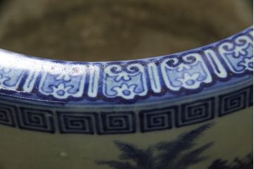 アンティーク雑貨　昭和初期　山水・風景の図　和の風情を感じる瀬戸火鉢(鉢カバー、傘立て)(R-078844)