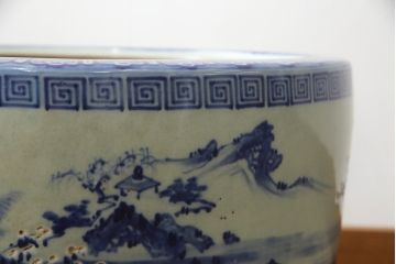 アンティーク雑貨　昭和初期　山水・風景の図　和の風情を感じる瀬戸火鉢(鉢カバー、傘立て)(R-078844)