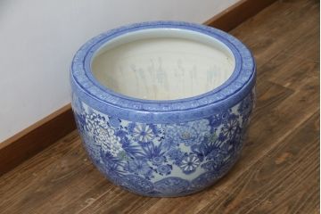 和製アンティーク　明治〜大正期　大型!!　菊の図　繊細な図柄が美しい瀬戸火鉢(鉢カバー、傘立て)(R-078848)