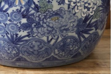 和製アンティーク　明治〜大正期　大型!!　菊の図　繊細な図柄が美しい瀬戸火鉢(鉢カバー、傘立て)(R-078848)
