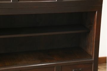 和製アンティーク　前面欅(ケヤキ)材　赤松材　変わりデザインの北陸水屋箪笥(キャビネット、食器棚、収納棚、戸棚、重ね箪笥、上下バラ売り可能)(R-078850)