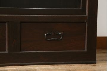 和製アンティーク　前面欅(ケヤキ)材　赤松材　変わりデザインの北陸水屋箪笥(キャビネット、食器棚、収納棚、戸棚、重ね箪笥、上下バラ売り可能)(R-078850)