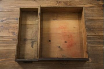 和製アンティーク　前面欅(ケヤキ)材　赤松材　変わりデザインの北陸水屋箪笥サイドボード(収納棚、戸棚、食器棚、サイドキャビネット)(R-078851)