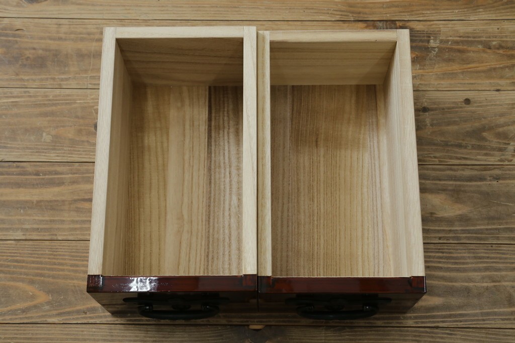 中古　美品!!　木地呂塗りに漆絵が美しい特注品の岩谷堂箪笥　定価約150万円　(R-078854)