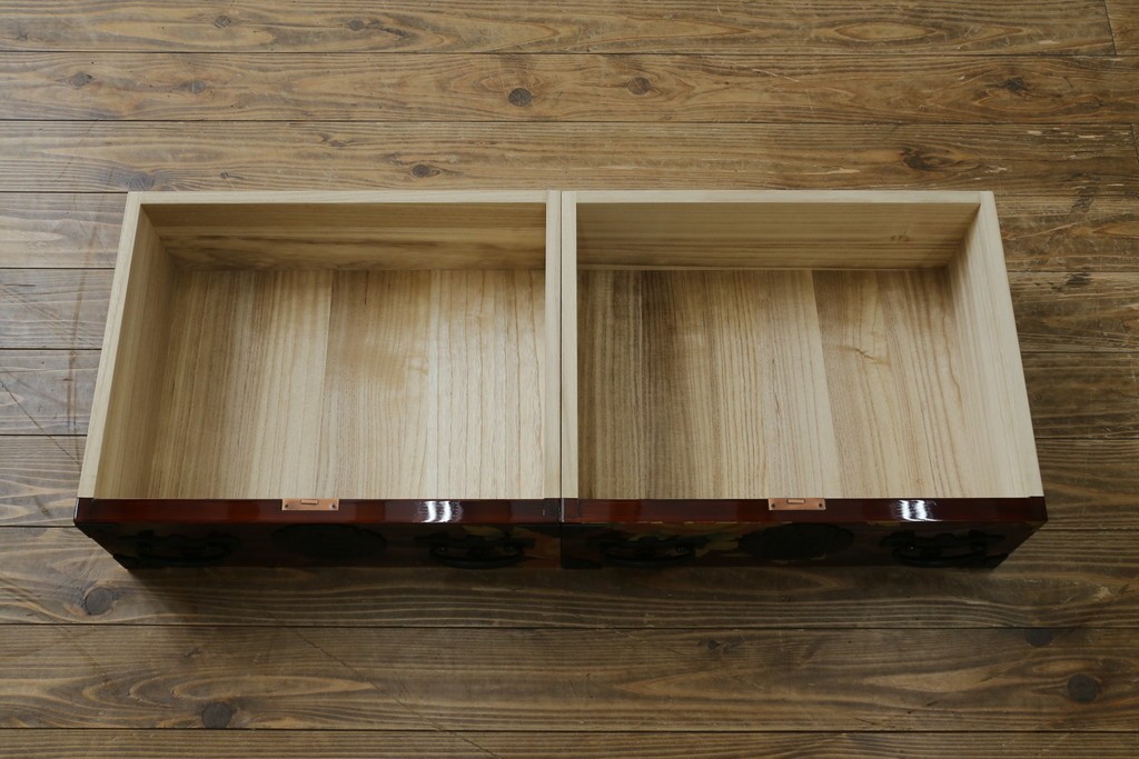 中古　美品!!　木地呂塗りに漆絵が美しい特注品の岩谷堂箪笥　定価約150万円　(R-078854)