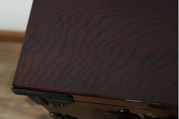 中古　美品!!　木地呂塗りに漆絵が美しい特注品の岩谷堂箪笥　定価約150万円　(R-078854)