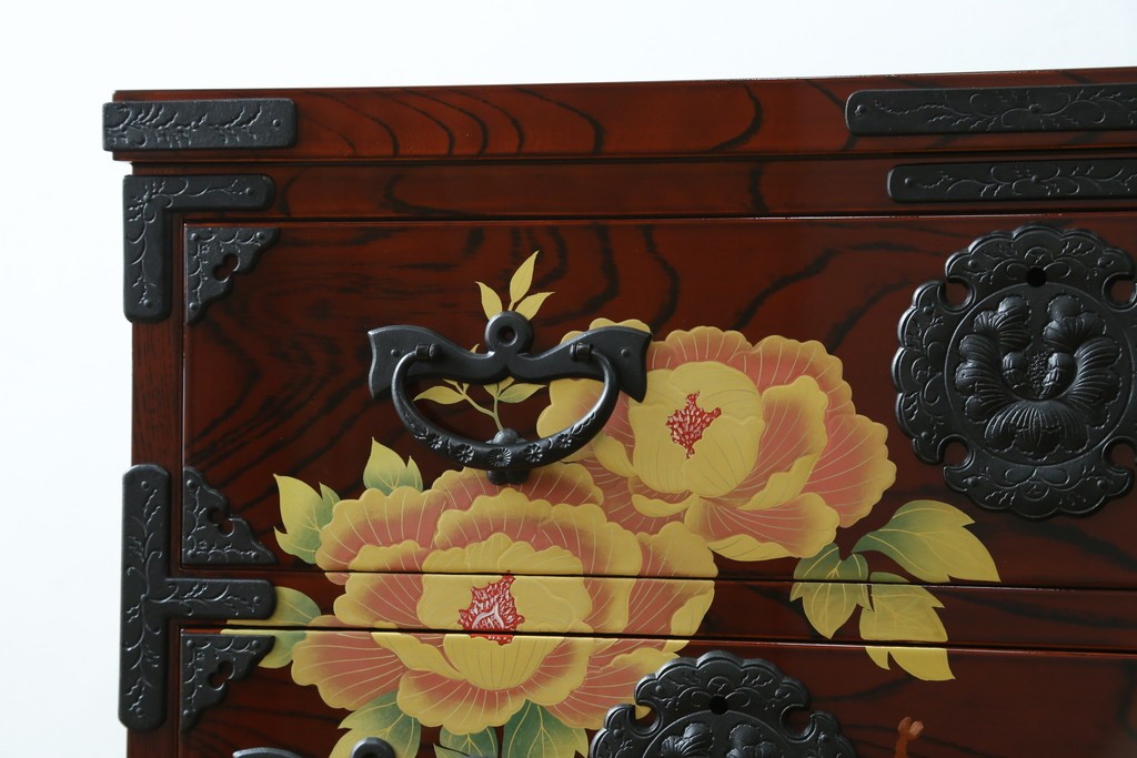 中古　美品!!　木地呂塗りに漆絵が美しい特注品の岩谷堂箪笥　定価約150万円　(R-078854)