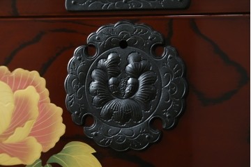 中古　美品!!　木地呂塗りに漆絵が美しい特注品の岩谷堂箪笥　定価約150万円　(R-078854)