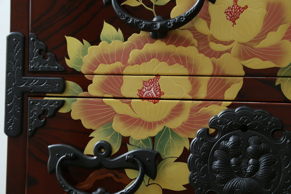 中古　美品!!　木地呂塗りに漆絵が美しい特注品の岩谷堂箪笥　定価約150万円　(R-078854)