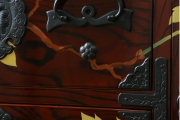 中古　美品!!　木地呂塗りに漆絵が美しい特注品の岩谷堂箪笥　定価約150万円　(R-078854)