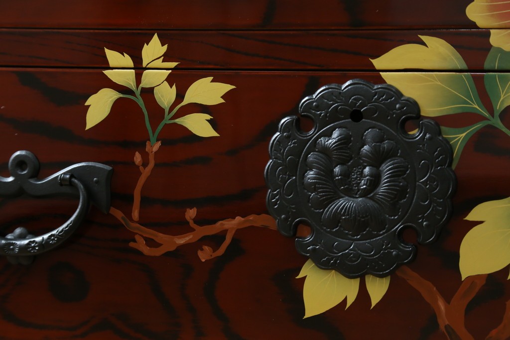 中古　美品!!　木地呂塗りに漆絵が美しい特注品の岩谷堂箪笥　定価約150万円　(R-078854)