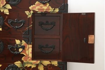 中古　美品!!　木地呂塗りに漆絵が美しい特注品の岩谷堂箪笥(小箪笥、収納箪笥、整理箪笥、和箪笥)(定価約150万円)(R-078854)