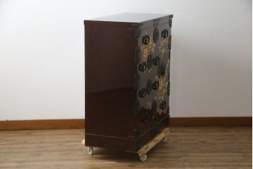 中古　美品!!　木地呂塗りに漆絵が美しい特注品の岩谷堂箪笥(小箪笥、収納箪笥、整理箪笥、和箪笥)(定価約150万円)(R-078854)