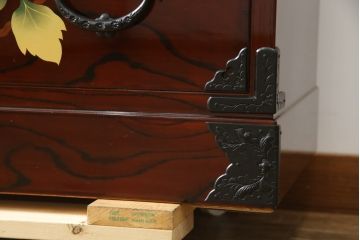 中古　美品!!　木地呂塗りに漆絵が美しい特注品の岩谷堂箪笥(小箪笥、収納箪笥、整理箪笥、和箪笥)(定価約150万円)(R-078854)