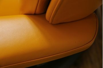 中古　EKORNES(エコーネス)　Stressless Magic(ストレスレス マジック)　シグニチャー　Sサイズ　本革　オットマン付きストレスレスチェア(レザー、リクライニングチェア、一人掛けソファ、1P、アームチェア、フットスツール)(R-078861)