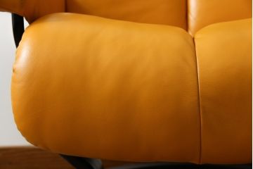 中古　EKORNES(エコーネス)　Stressless Magic(ストレスレス マジック)　シグニチャー　Sサイズ　本革　オットマン付きストレスレスチェア(レザー、リクライニングチェア、一人掛けソファ、1P、アームチェア、フットスツール)(R-078861)