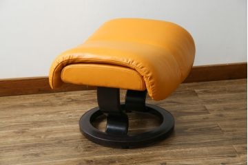 中古　EKORNES(エコーネス)　Stressless Magic(ストレスレス マジック)　シグニチャー　Sサイズ　本革　オットマン付きストレスレスチェア(レザー、リクライニングチェア、一人掛けソファ、1P、アームチェア、フットスツール)(R-078861)