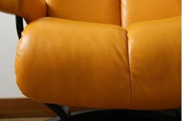 中古　EKORNES(エコーネス)　Stressless Magic(ストレスレス マジック)　シグニチャー　Sサイズ　本革　オットマン付きストレスレスチェア(レザー、リクライニングチェア、一人掛けソファ、1P、アームチェア、フットスツール)(R-078862)