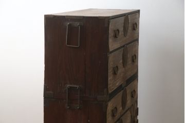 和製アンティーク　上杢!!　前面欅(ケヤキ)材　金具遣いが上品で風情のある二段重ね相馬箪笥(仙台箪笥、時代箪笥、和たんす、衣装箪笥、引き出し、チェスト)(R-078866)