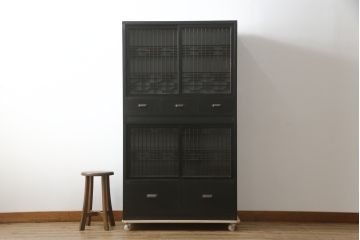 中古　ラフジュ工房オリジナル　古建具リメイク　すりガラス入り　洗練された和の雰囲気を放つ重ね戸棚(書院戸、組子、キャビネット、収納棚、食器棚)(R-078869)
