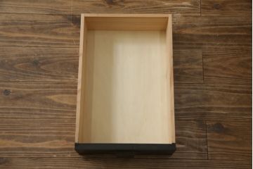 中古　ラフジュ工房オリジナル　古建具リメイク　すりガラス入り　洗練された和の雰囲気を放つ重ね戸棚(書院戸、組子、キャビネット、収納棚、食器棚)(R-078869)