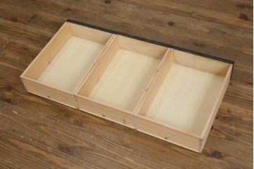 中古　ラフジュ工房オリジナル　古建具リメイク　すりガラス入り　洗練された和の雰囲気を放つサイドボード(書院戸、組子、サイドキャビネット、収納棚、戸棚、食器棚)(R-078870)
